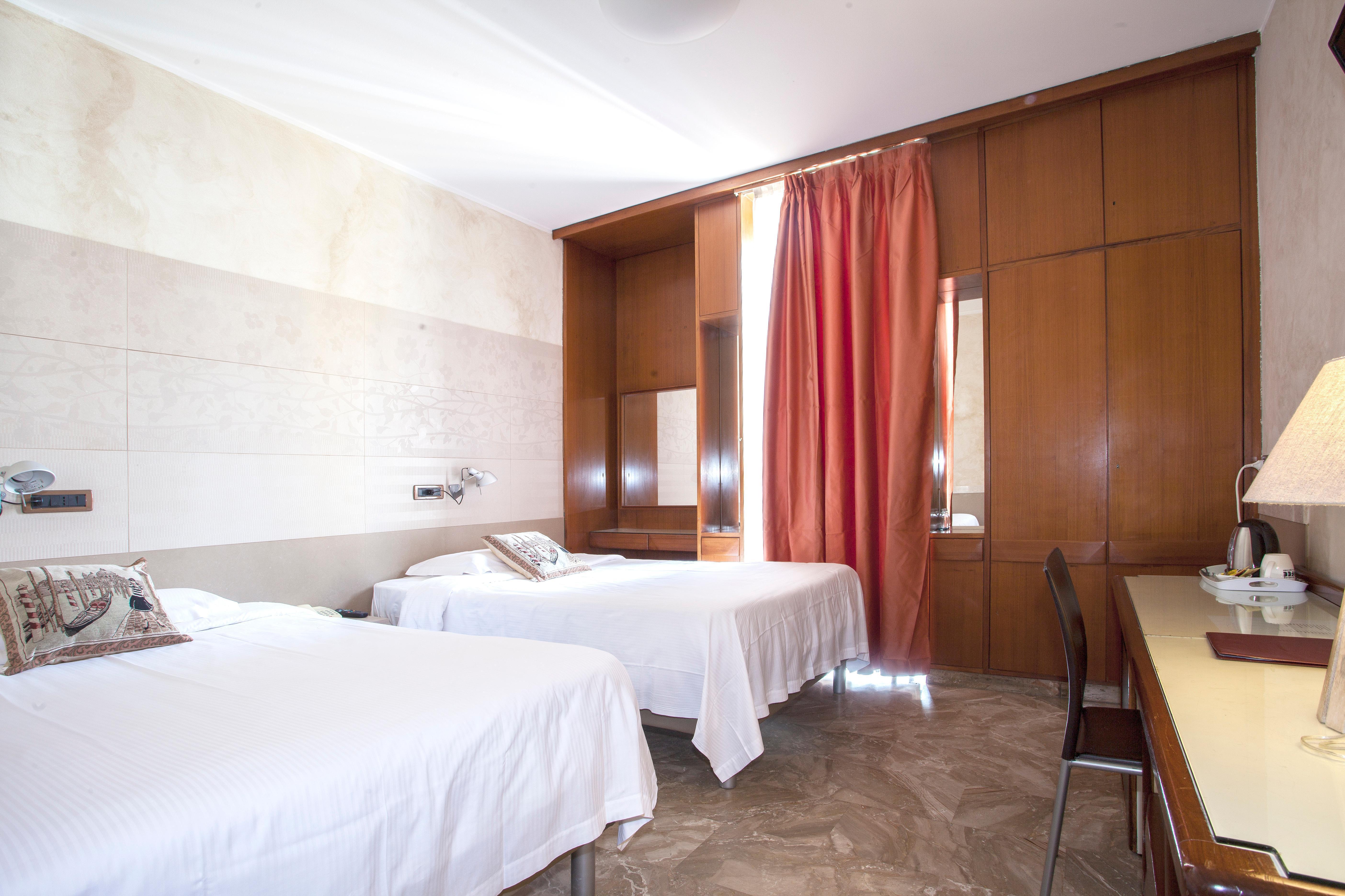 Canova Hotel Μιλάνο Εξωτερικό φωτογραφία